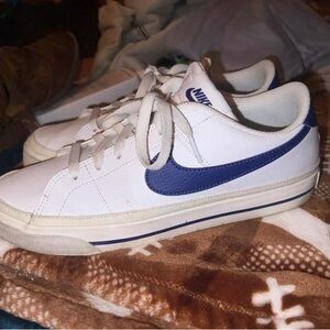 Nike Classic White and Navy Sneakers